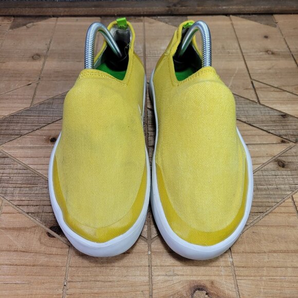 OOFOS Oomg Eezee Women's 9 Low Comfort Shoes Yellow Recovery Slip On Sneakers - Picture 3 of 12